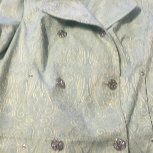 Lovely jacket - Picture 4 of 4